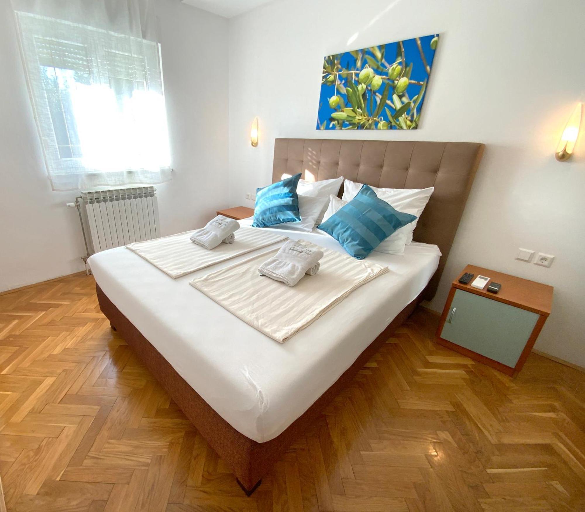 Olive House Appartement Šimuni Buitenkant foto